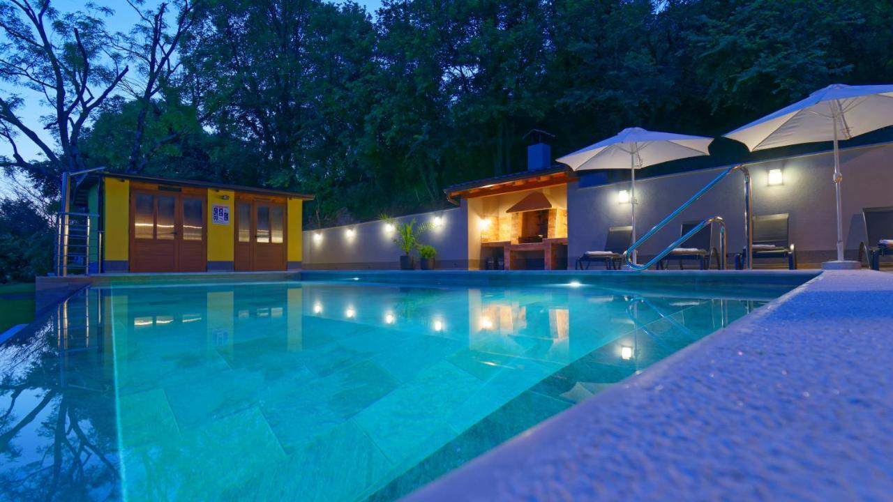 Casa Valla By Rent Istria Buzet Exterior foto
