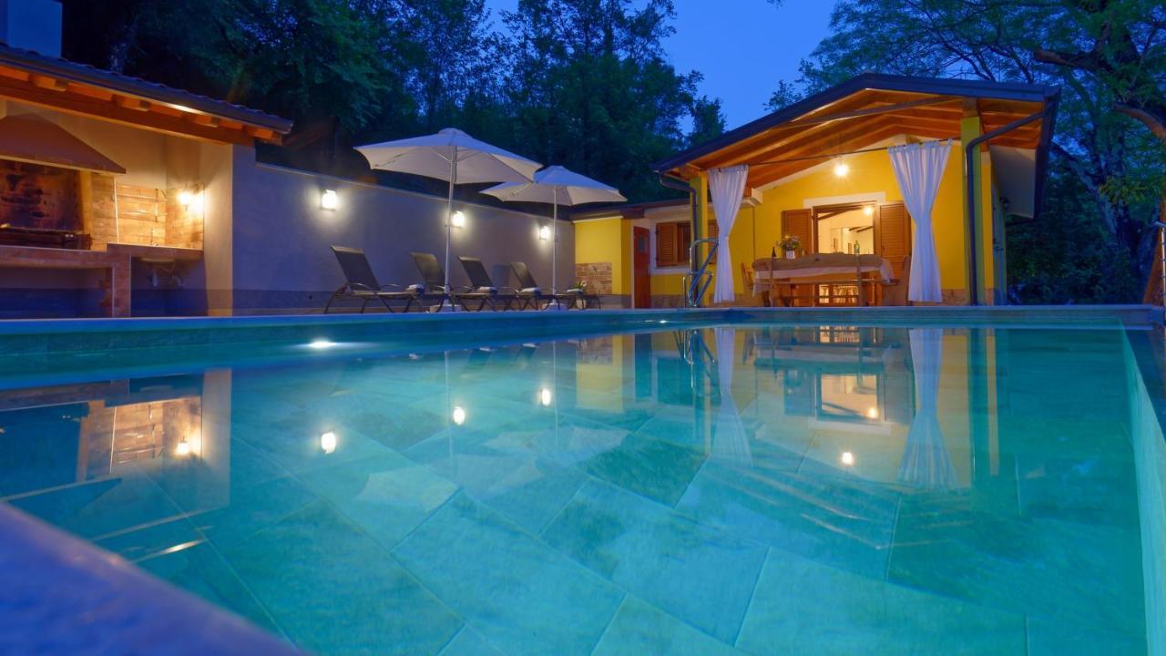Casa Valla By Rent Istria Buzet Exterior foto